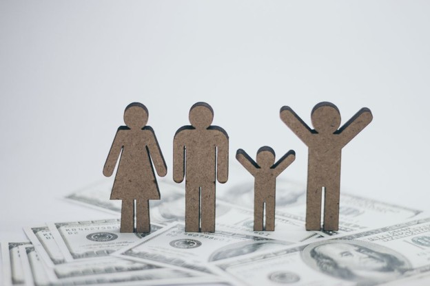 Family-Financial-Planning-Image